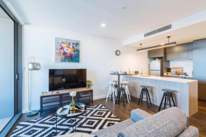 Location 2BD Apt W Spectacular City Views